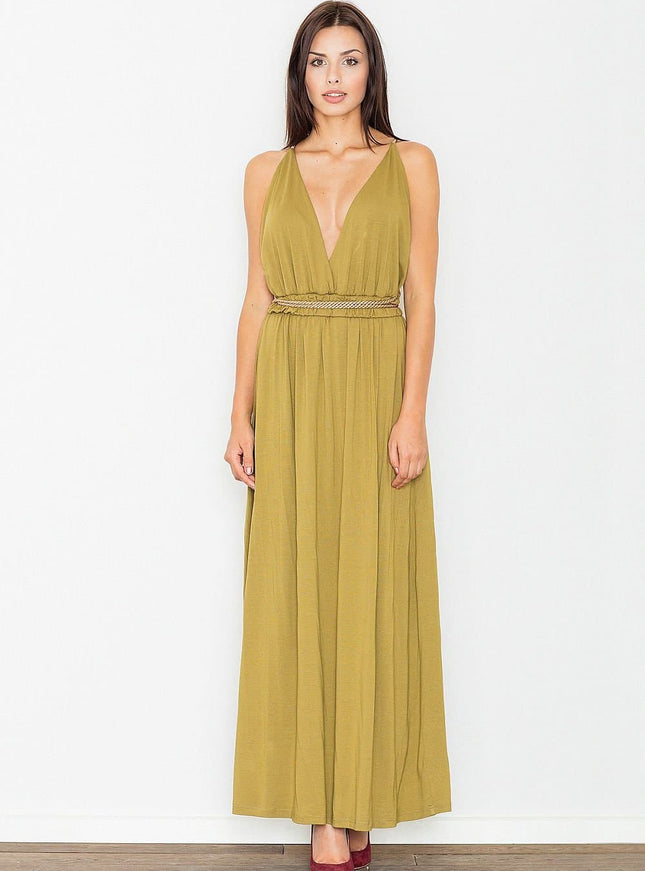 Robe soirée chic longue verte sans manches, décolleté plongeant, idéale pour cocktail ou événement formel.