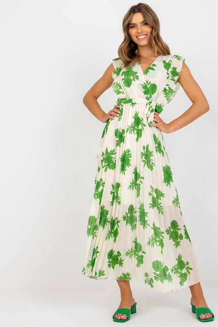 Robe d'été midi verte à motif floral bohème pour femme sans manches, parfaite pour un look casual chic en journée.