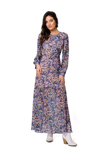 Robe fleurie longue à manches longues style bohème idéale pour soirée ou évènement casual.