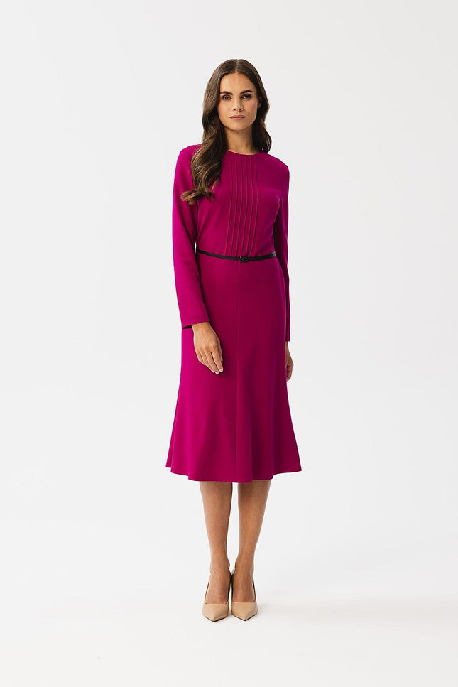 Robe soirée chic rose midi à manches longues élégante pour cocktail et événements formels.