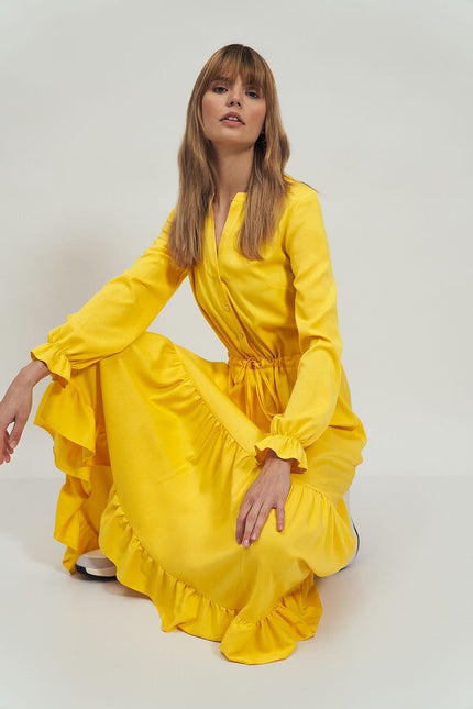 Robe jaune fluide midi à manches longues pour cocktail et événements décontractés, parfaite pour une silhouette chic et élégante.