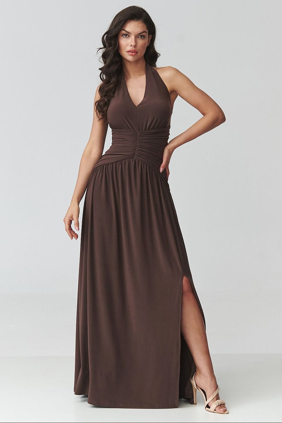 Robe longue model 228322 Makadamia 