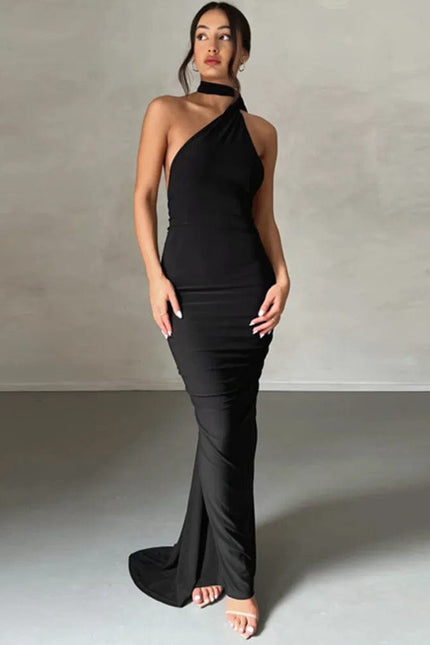 Robe longue noire dos nu chic pour soirées ou événements, silhouette moulante, sans manches, idéale pour gala ou cocktail.