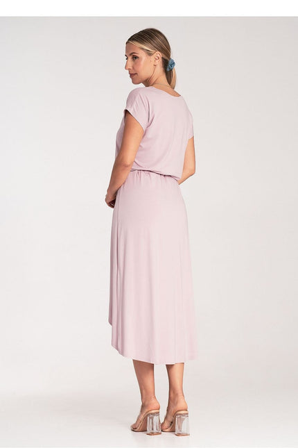 Robe rose midi casual avec manches courtes pour soirée simple ou évènement estival.