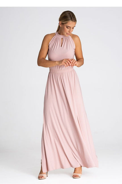 Robe rose poudré longue sans manches pour soirée élégante et mariage, silhouette trapèze, style chic.