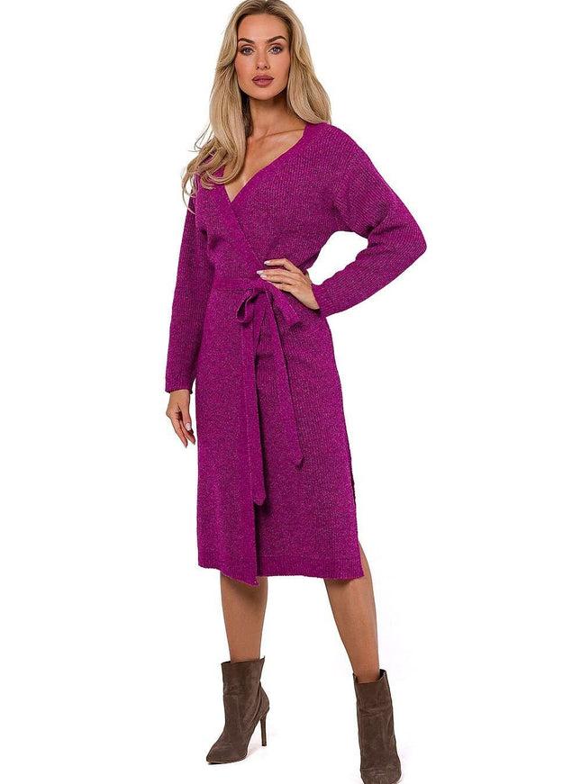 Robe pull violette portefeuille midi manches longues pour look casual chic en hiver.