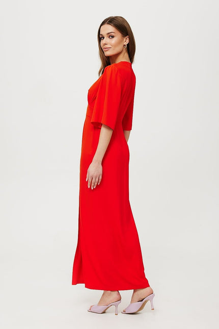 Robe soirée rouge longue taille empire élégante avec manches courtes pour gala ou mariage.