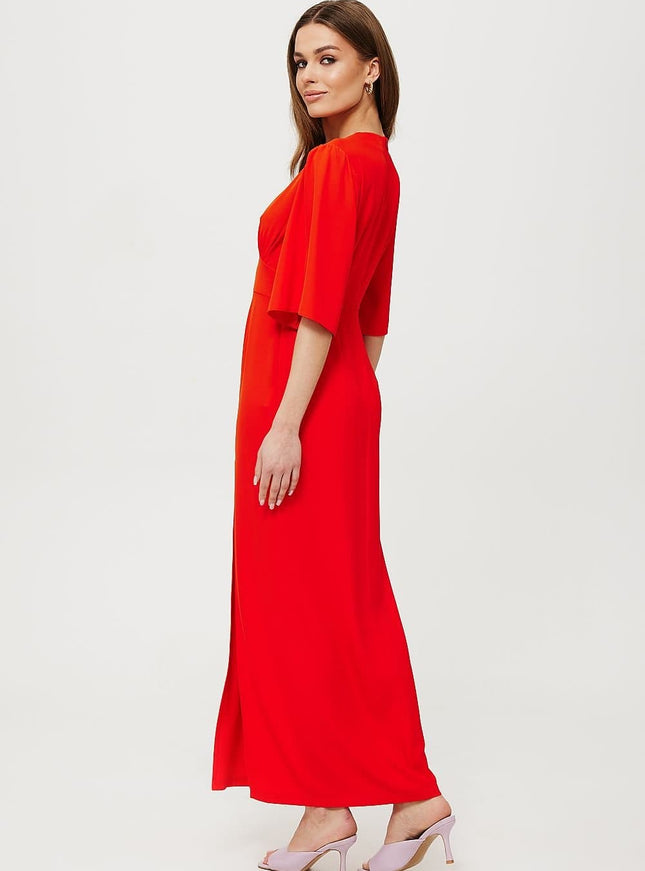 Robe soirée rouge longue taille empire élégante avec manches courtes pour gala ou mariage.