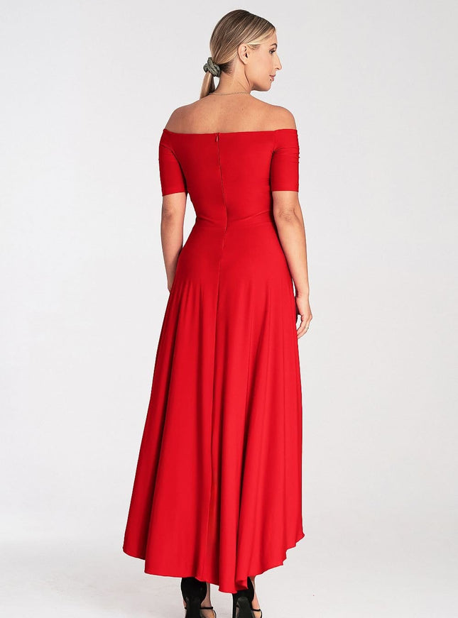 Robe rouge midi trapèze avec manches courtes et épaules dénudées pour cocktail ou mariage.