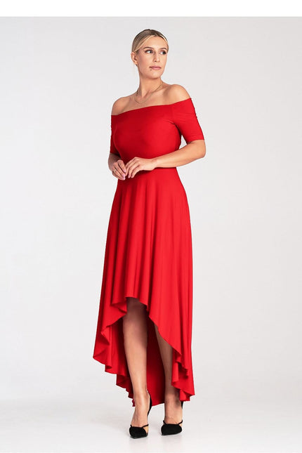 Robe rouge asymétrique manches courtes pour soirée cocktail, silhouette trapèze et longueur midi.