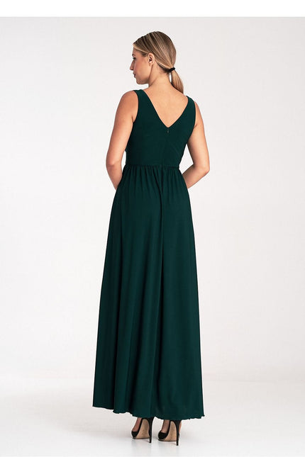 Robe verte longue fluide femme élégante pour soirée cocktail, sans manches avec dos décolleté.