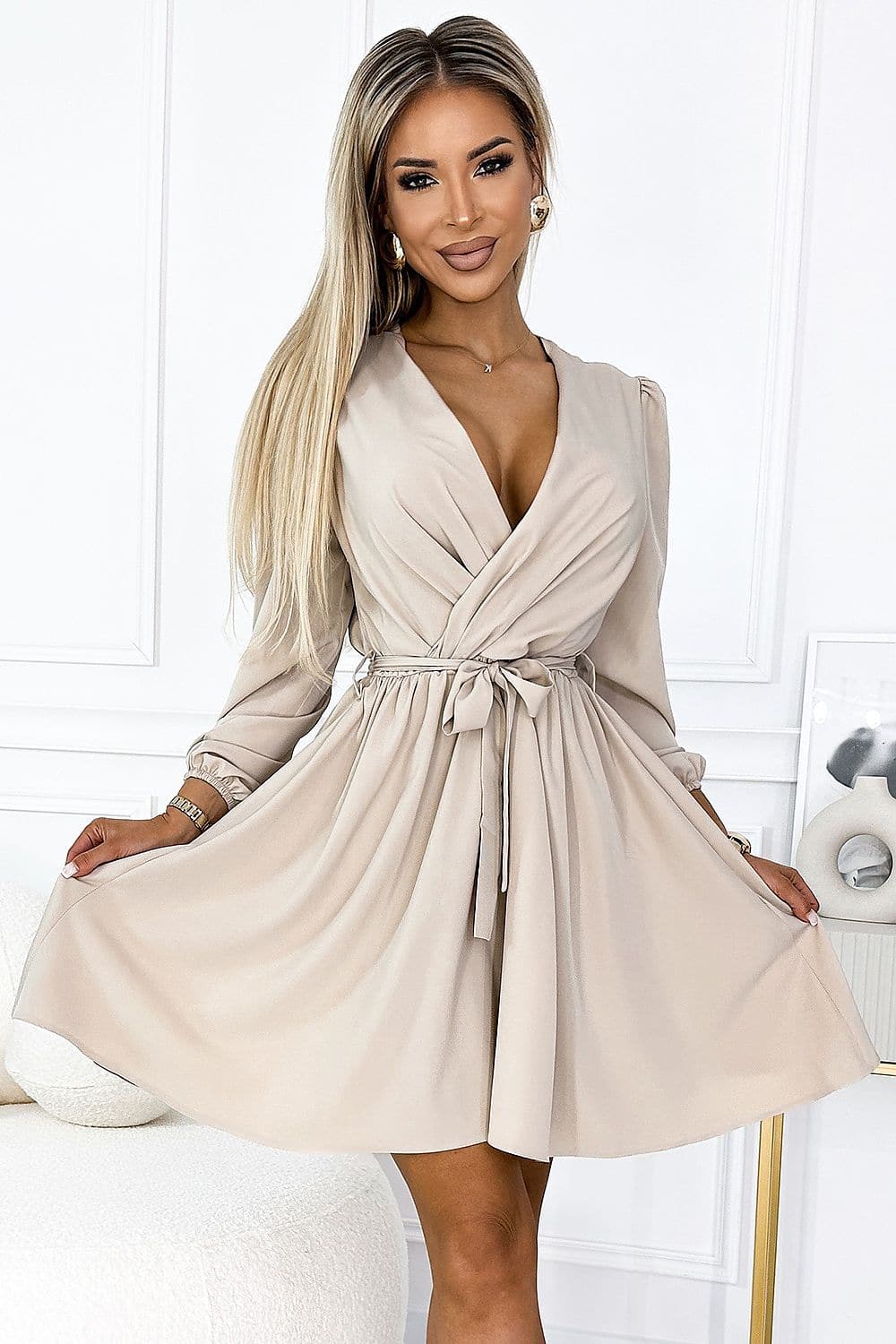 Robe de cocktail beige